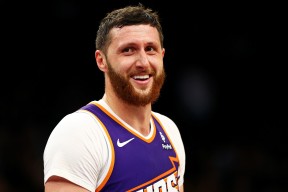 J9 Jiuyou Sports杜兰特新星回归赛场表现惊艳，美国队未来可期！